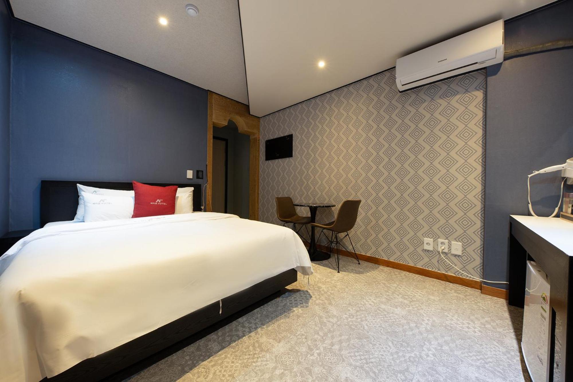 Cheonan A One Hotel Kamer foto